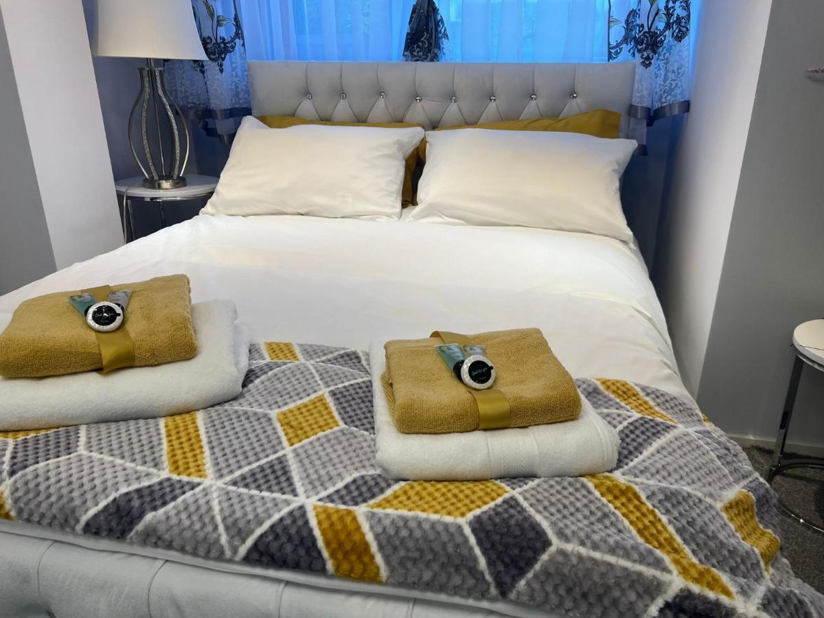 Apartment Luxe Free Wifi, Free Parking, Free Netflix Friern Barnet エクステリア 写真