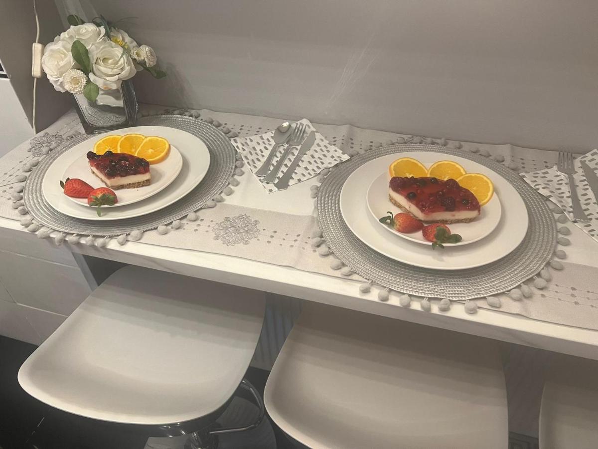 Apartment Luxe Free Wifi, Free Parking, Free Netflix Friern Barnet エクステリア 写真